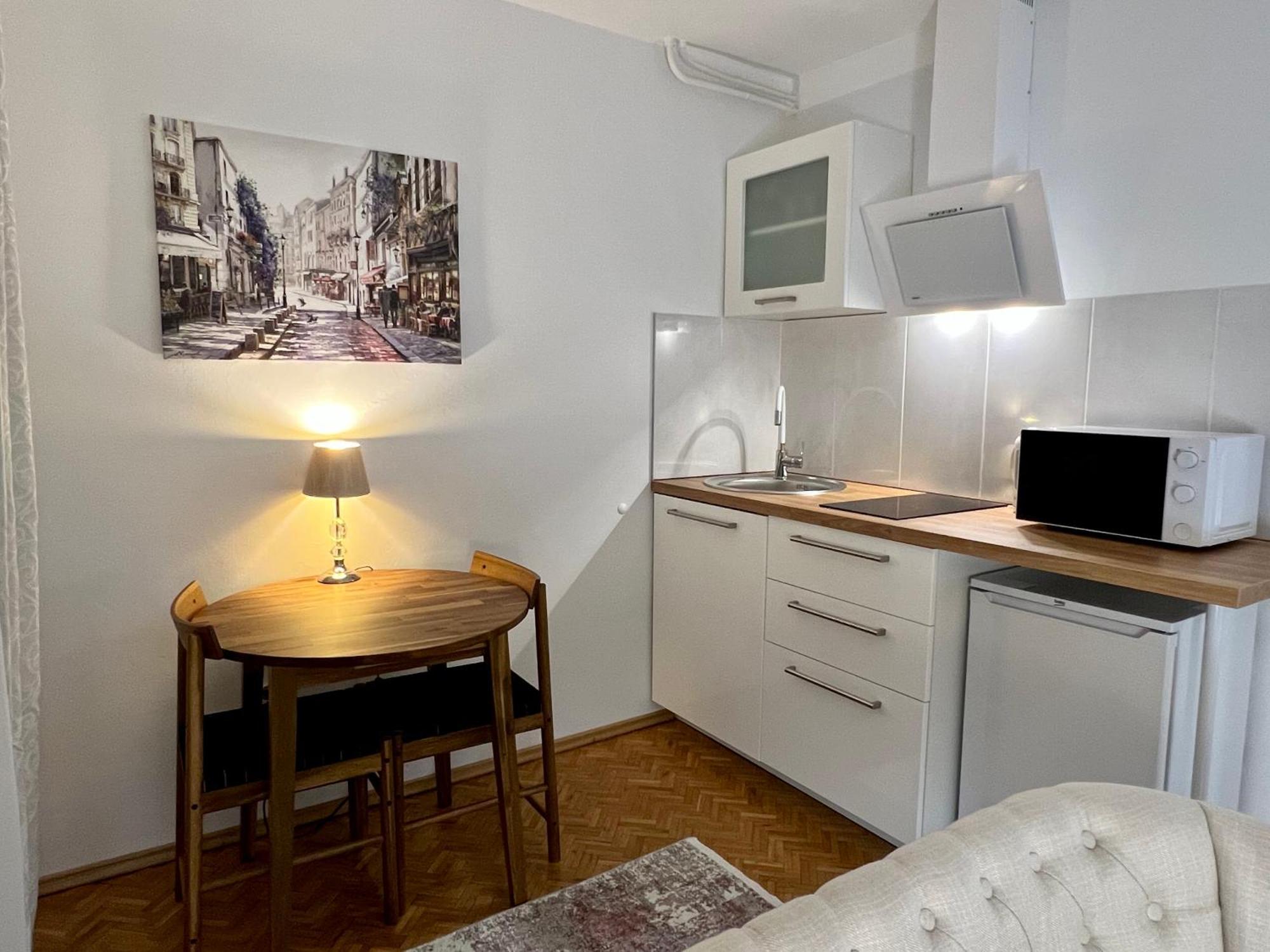 Louis & Elza Old Town Romantic Apartments Вроцлав Екстер'єр фото