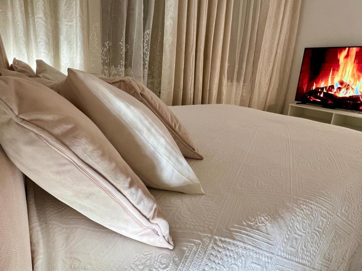 Louis & Elza Old Town Romantic Apartments Вроцлав Екстер'єр фото